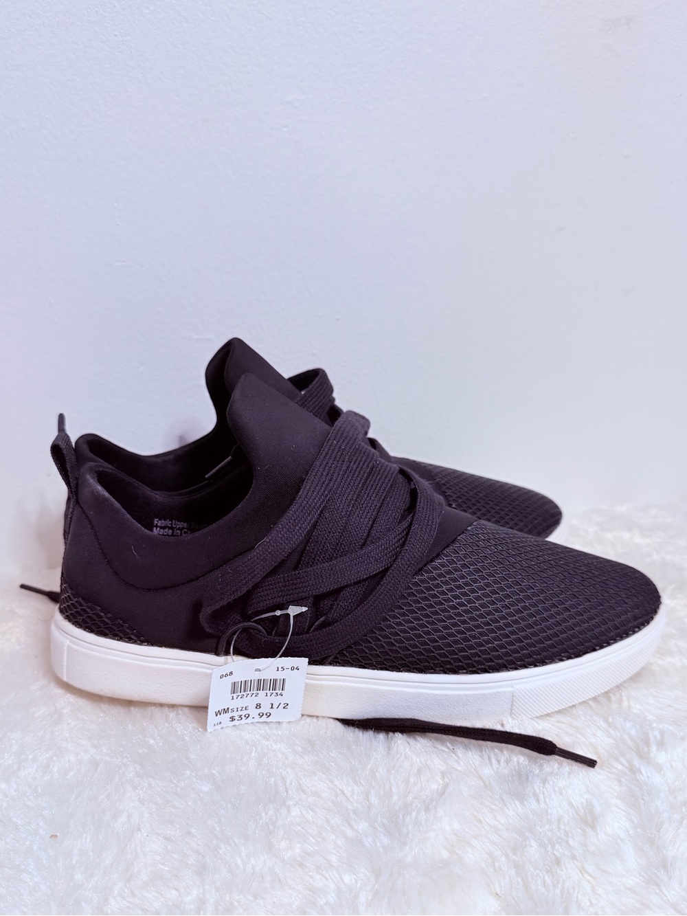 Brash Women's Drea Black Lace-Up Fashion Sneaker Size 8.5 New with tags!